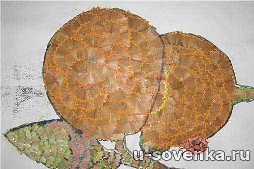 Апельсины - аппликация из карандашных стружек Апельсины - аппликация из карандашных стружек